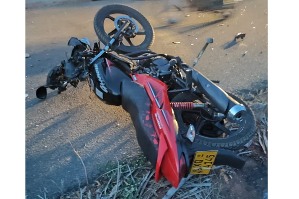 முல்லைத்தீவு கோர விபத்து - ஒருவர் பலி ; இருவர் வைத்தியசாலையில்